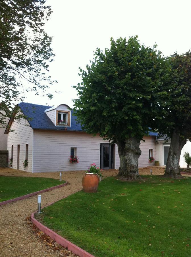 Bed and Breakfast Le Petit Manoir Farceaux Exteriér fotografie